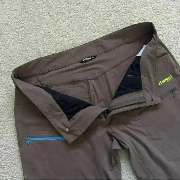 BERGANS of NORWAY 7168 Utne Hiking Cargo Shorts Brown Men’s Size XXL - Picture 14 of 16